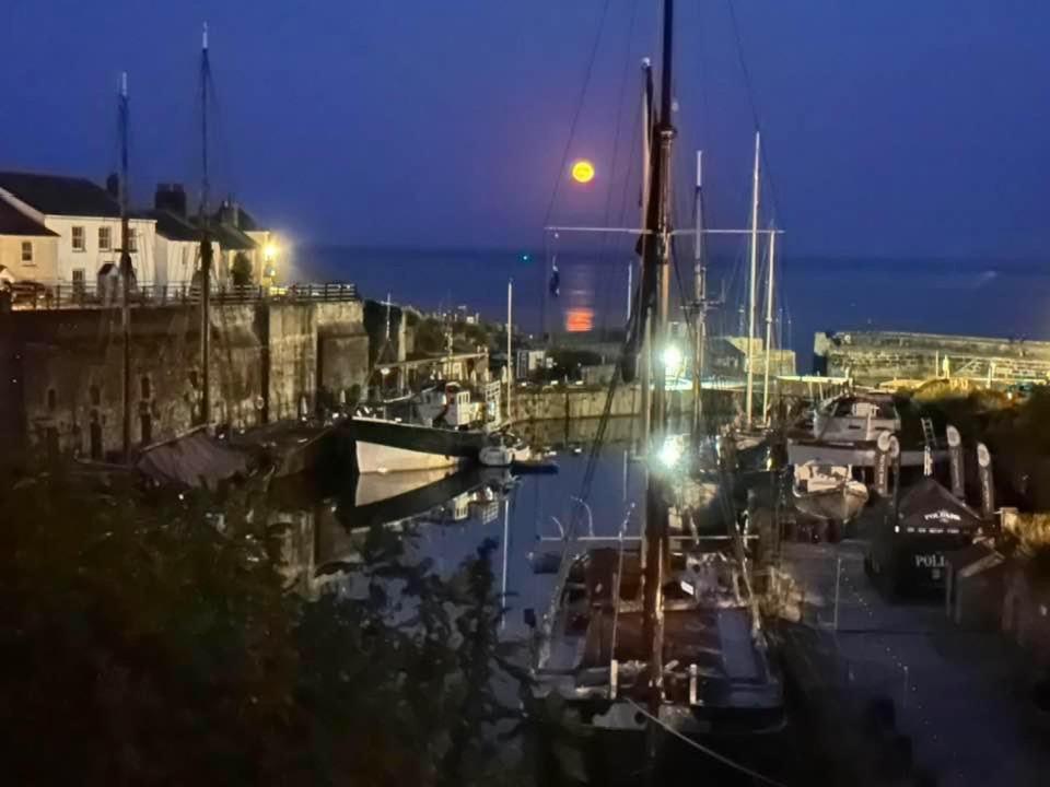 Sea Haze Charlestown Villa Сейнт Остел Екстериор снимка